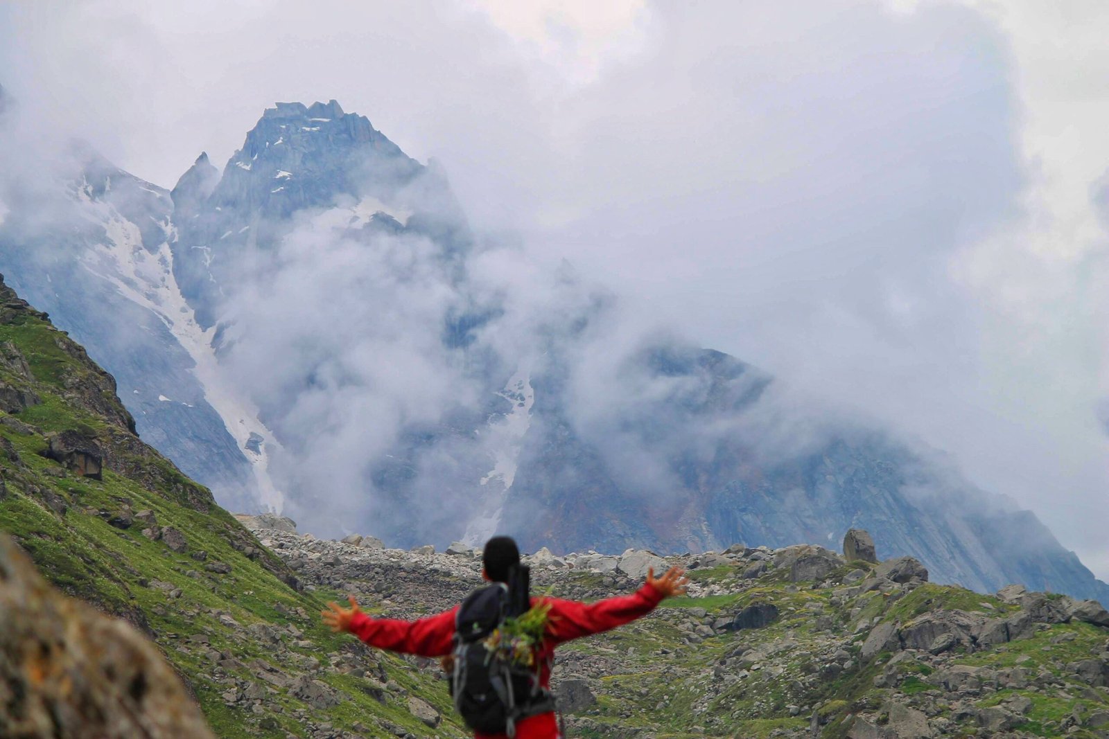 Himalayan trekking trail