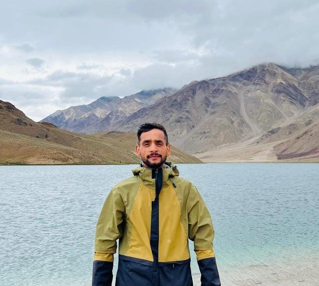 Himadri Treks trek leader