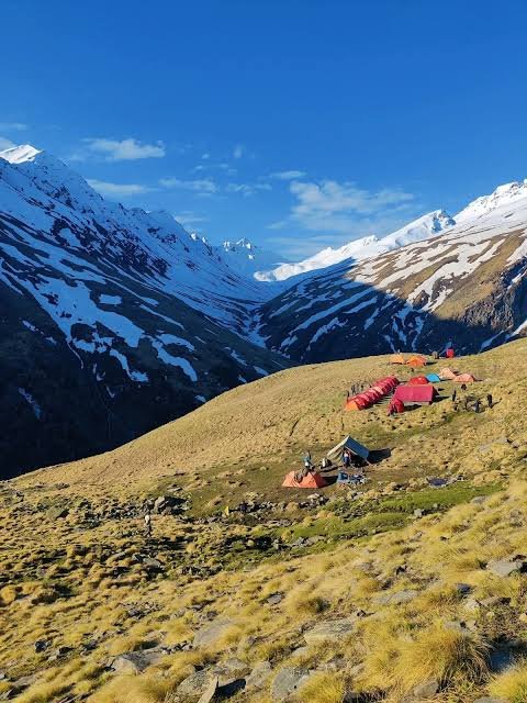 Rupin Pass Trek in Autumn