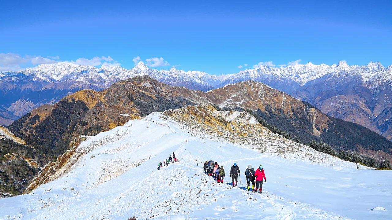 Kuari Pass summit view