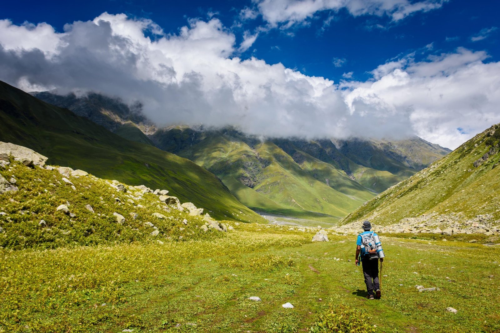 Scenic Himalayan landscape on the Rupin Pass Trek
